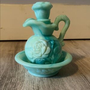 Avon Light Green Bath Set